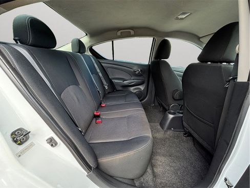 Used 2016 Nissan Versa SV FWD image 26