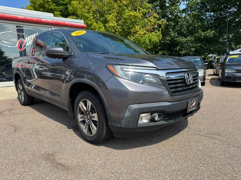 Used 2019 Honda Ridgeline RTL image 2