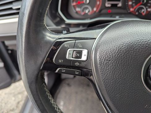 Used 2020 Volkswagen Jetta R-Line FWD image 16