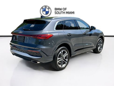 Used 2025 Audi Q5 Premium Plus w/ Premium Plus AWD/4WD image 7