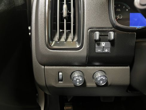 Used 2019 Chevrolet Colorado LT w/ Luxury Package, Chrome image 14