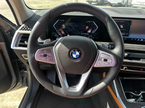Certified 2026 BMW X7 xDrive40i image 14