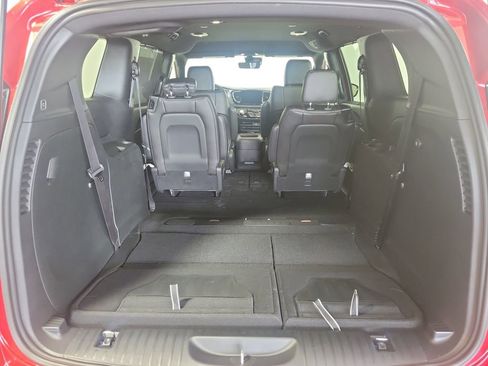 New 2026 Chrysler Voyager LX image 25