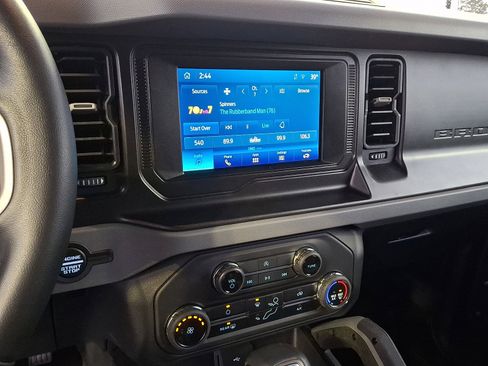 Used 2023 Ford Bronco Big Bend image 23