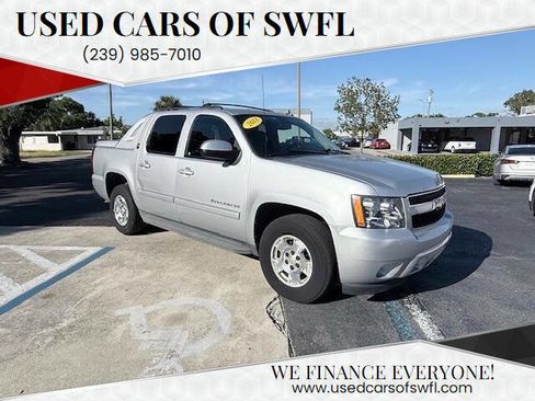 Used 2013 Chevrolet Avalanche LS image 1