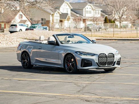 Used 2023 BMW 440i xDrive Convertible w/ Premium Package image 4