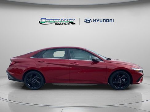 New 2026 Hyundai Elantra SEL Sport Premium FWD image 11