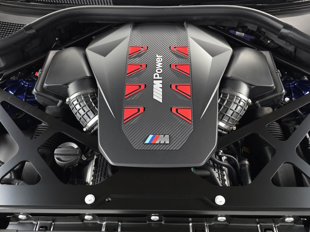 New 2026 BMW X5 M Competition w/ Executive Package AWD/4WD image 30