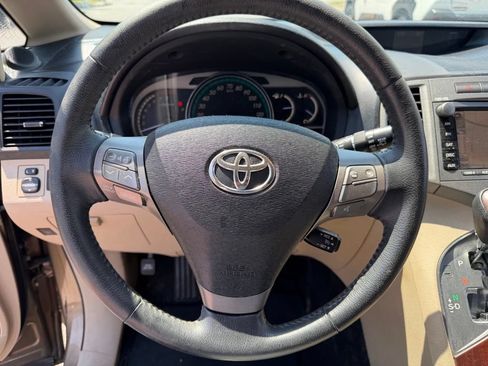 Used 2012 Toyota Venza Limited AWD/4WD image 25