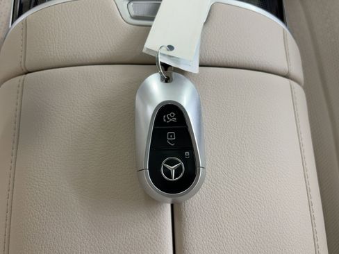 Certified 2022 Mercedes-Benz S 580 4MATIC Sedan image 33