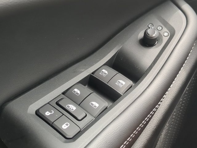 New 2027 Jeep Grand Cherokee Limited RWD image 27