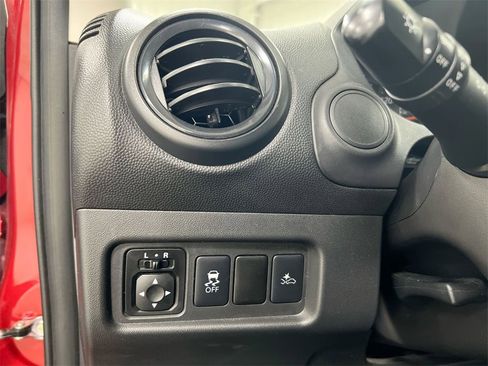 Used 2021 Mitsubishi Mirage ES image 17