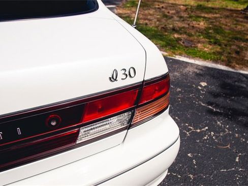 Used 1996 INFINITI I30 image 22