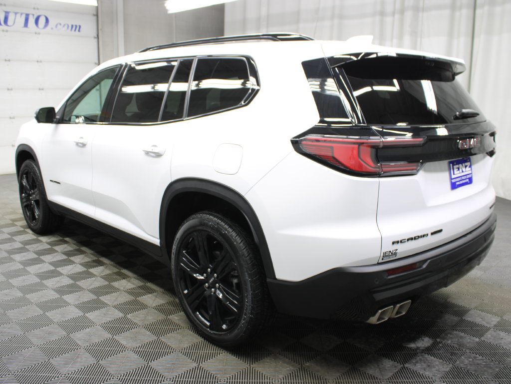 Used 2026 GMC Acadia Elevation w/ Black Edition AWD/4WD image 7