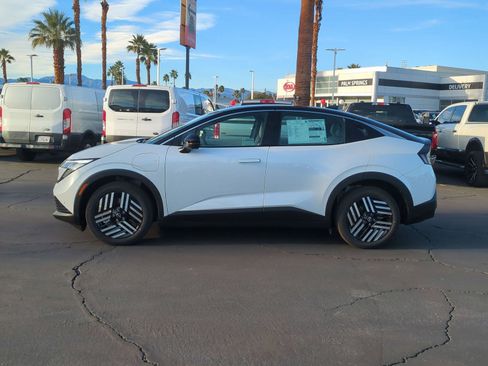 New 2026 Nissan Leaf SV+ image 3