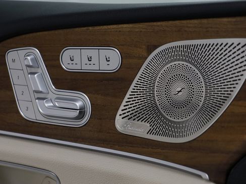 Used 2025 Mercedes-Benz GLS 450 GLS 450 image 7