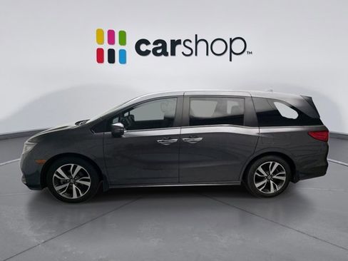 Used 2021 Honda Odyssey Touring image 2