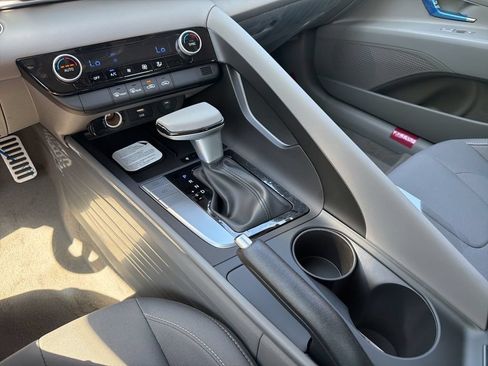 New 2026 Hyundai Elantra Sport FWD image 25