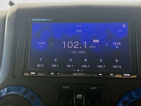 Used 2017 Jeep Wrangler Unlimited Sport w/ Quick Order Package 24S image 17