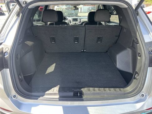 Used 2021 Chevrolet Equinox LT FWD image 18