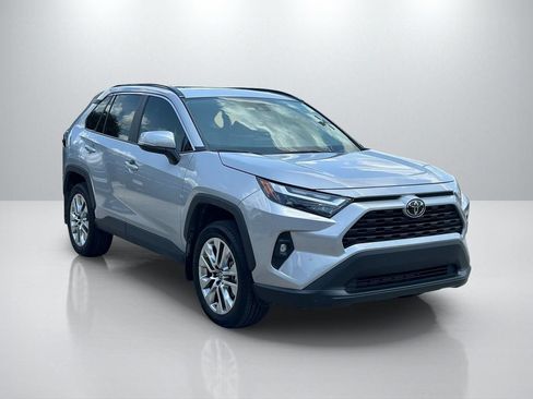 Used 2025 Toyota RAV4 XLE Premium FWD image 3