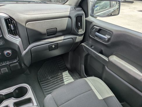 Used 2021 Chevrolet Silverado 1500 Custom AWD/4WD image 16