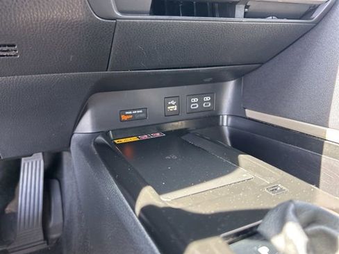Used 2025 Toyota Camry LE FWD image 25