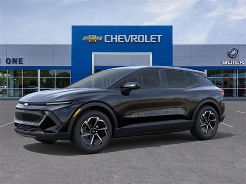 New 2026 Chevrolet Equinox EV LT w/ Comfort Package image 2