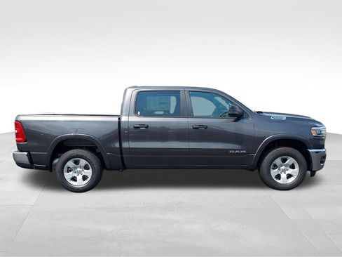 New 2026 RAM 1500 Big Horn AWD/4WD image 6