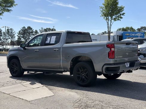 Used 2023 Chevrolet Silverado 1500 RST w/ Z71 Off-Road Package AWD/4WD image 8