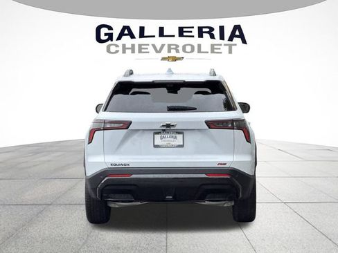 New 2026 Chevrolet Equinox RS w/ Convenience Package III FWD image 6