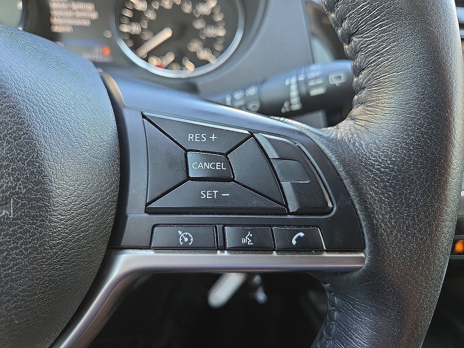 Used 2018 Nissan Rogue S w/ S Value Package FWD image 24