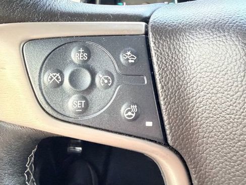 Used 2017 GMC Yukon Denali w/ Open Road Package image 35