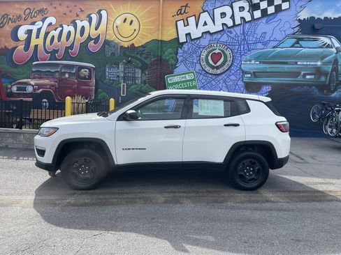 Used 2020 Jeep Compass Sport AWD/4WD image 2