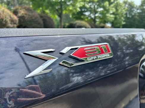 Used 2023 GMC Sierra 1500 SLT w/ SLT Premium Package AWD/4WD image 27