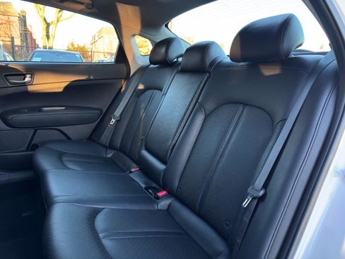 Used 2020 Kia Optima SE image 22