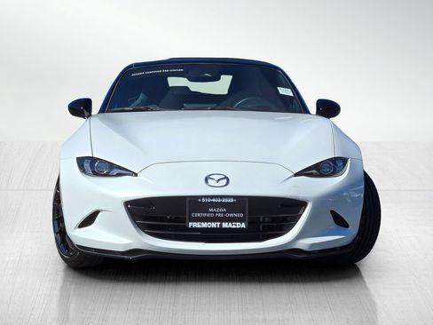 Certified 2025 MAZDA MX-5 Miata Club w/ Brembo/BBS Recaro Package RWD image 3
