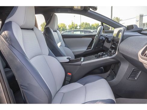 Used 2023 Subaru Solterra AWD image 11