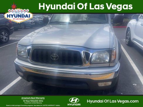 Used 2004 Toyota Tacoma PreRunner RWD image 1