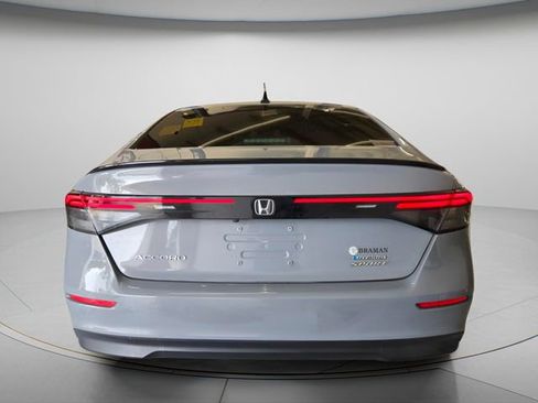 Used 2023 Honda Accord Sport image 6
