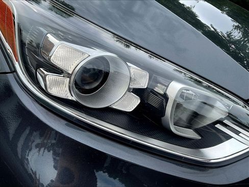 Used 2021 Kia Forte GT-Line FWD image 31