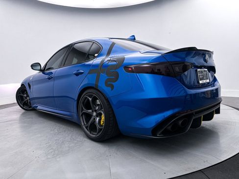 Used 2018 Alfa Romeo Giulia Quadrifoglio w/ Driver Assist Dynamic Package image 2