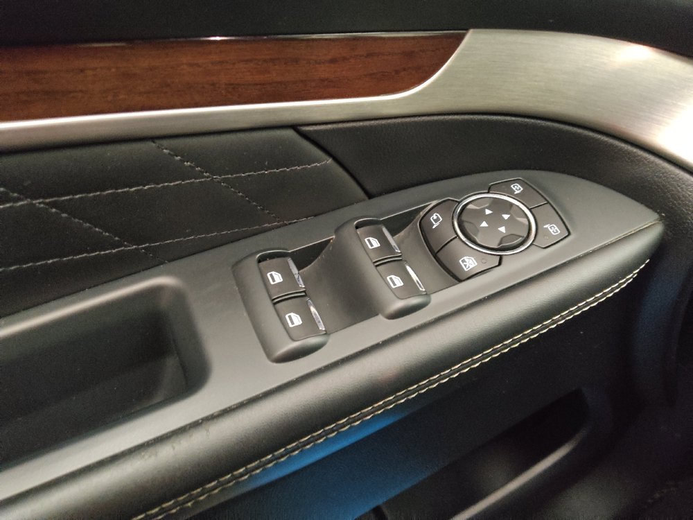 Used 2018 Ford Explorer Platinum AWD/4WD image 27