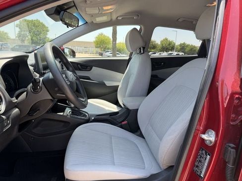 Used 2023 Hyundai Kona SEL FWD image 23