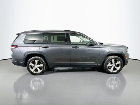 Used 2022 Jeep Grand Cherokee L Limited image 7