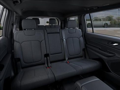 New 2025 Jeep Grand Cherokee L Laredo image 15