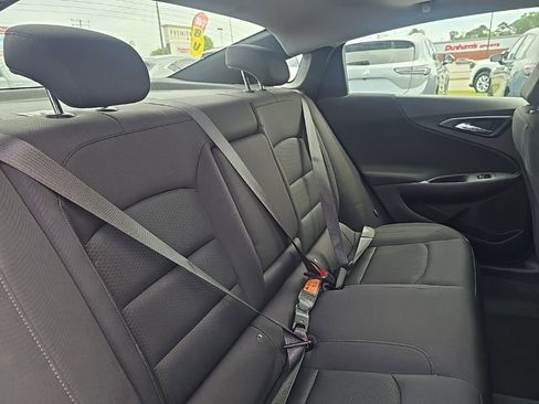 Used 2024 Chevrolet Malibu LT image 17