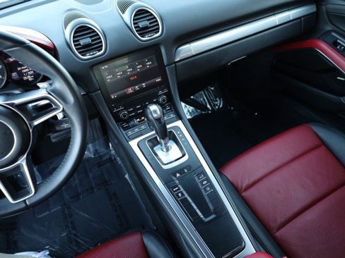 Used 2017 Porsche 718 Cayman image 31