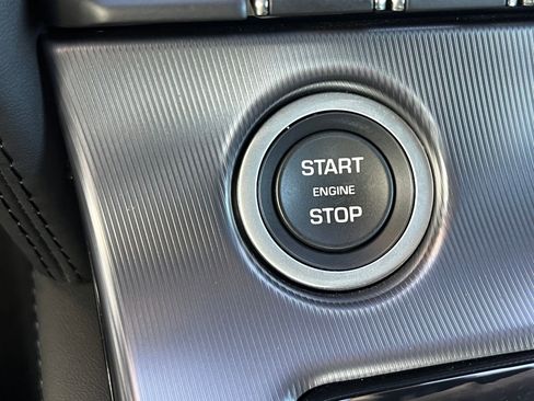 Used 2023 Jaguar F-TYPE R image 27