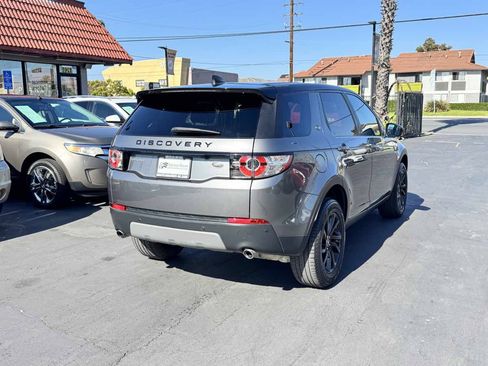 Used 2018 Land Rover Discovery Sport SE AWD/4WD image 5